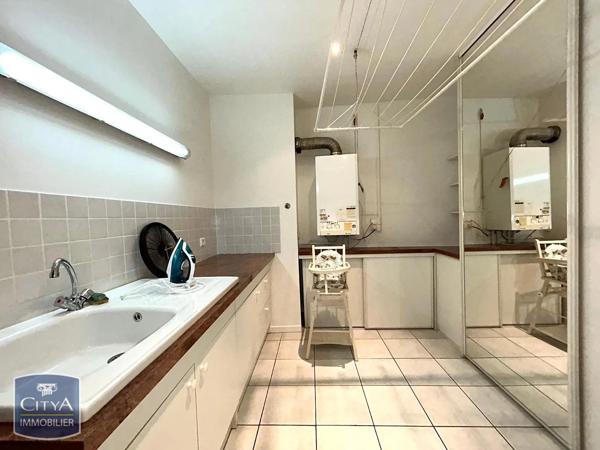 Appartement à louer 3 pièces 120.65m² Montauban (82000)
