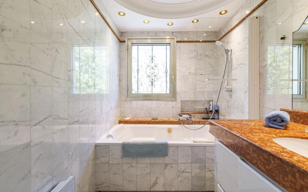 Appartement à vendre    4 pièces •  Nice