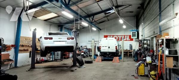 LOCAL COMMERCIAL ET LOGEMENT