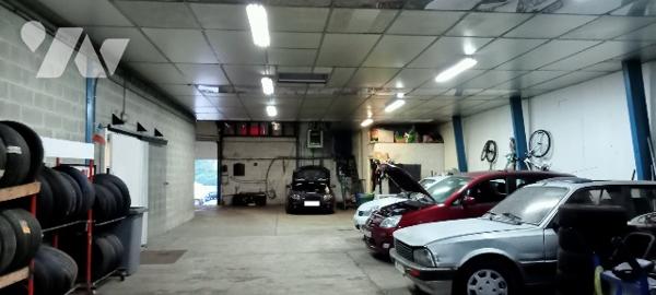 LOCAL COMMERCIAL ET LOGEMENT