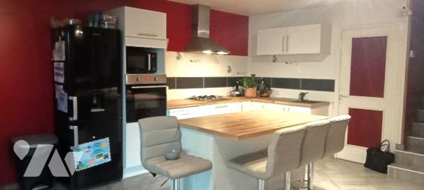 LOCAL COMMERCIAL ET LOGEMENT