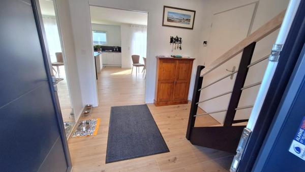 BELLE CONTEMPORAINE  AU CALME 155 m2- 4 chambres- Garage