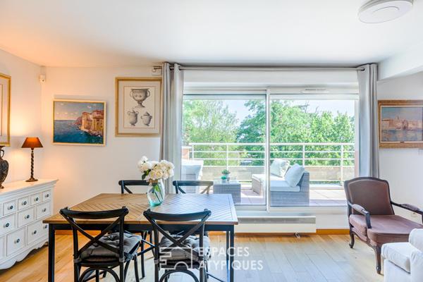 Duplex en dernier étage avec terrasse et vue sur Paris aux portes de Montmorency