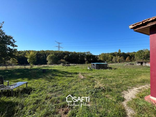 Corps de ferme de 7 pièces, 3 chambres et deux dépendances attenantes