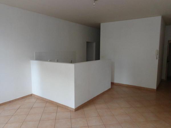 Immeuble à vendre    8 pièces •  Saint-Ambroix