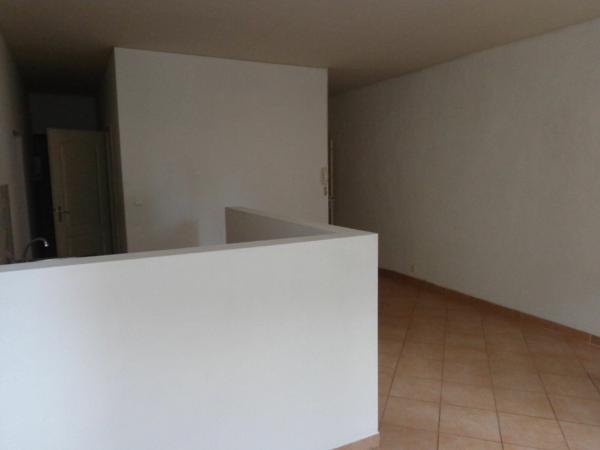 Immeuble à vendre    8 pièces •  Saint-Ambroix