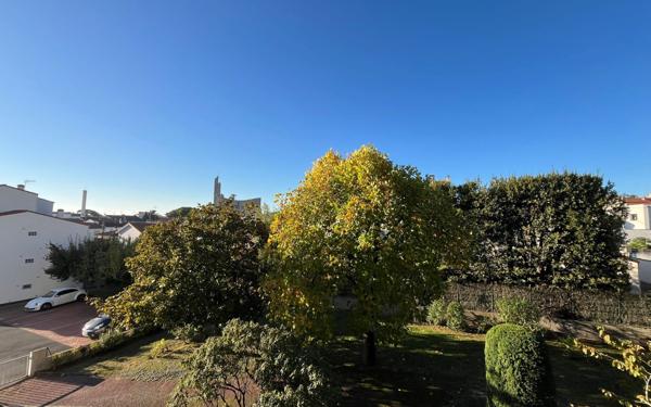 Appartement à vendre    2 pièces •  Royan