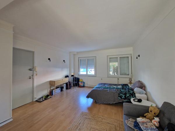 A louer studio meublé de 30m² Secteur Calais Nord