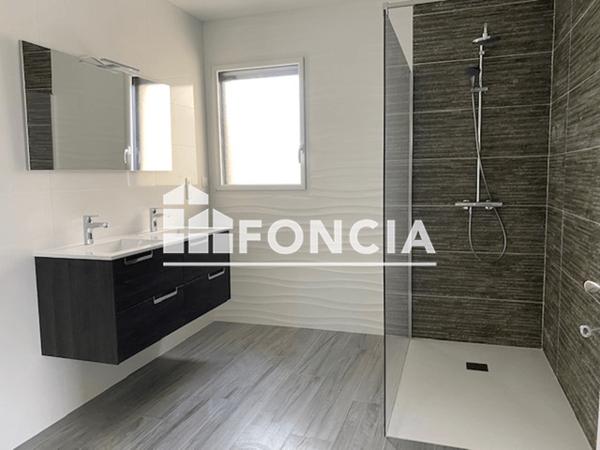 Location Maison 5 pièces 137 m² - 305 RUE DES CAPUCINES Aiffres 79230
