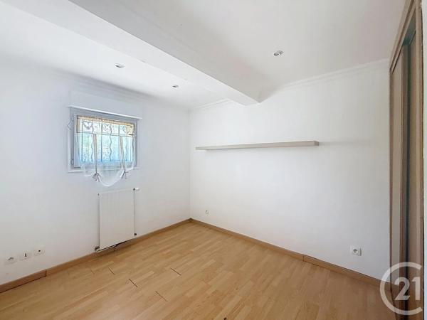 Maison à vendre  6 pièces - 125,72 m 2   STE GENEVIEVE DES BOIS  - 91