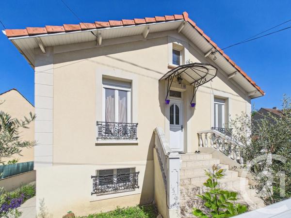 Maison à vendre  6 pièces - 125,72 m 2   STE GENEVIEVE DES BOIS  - 91