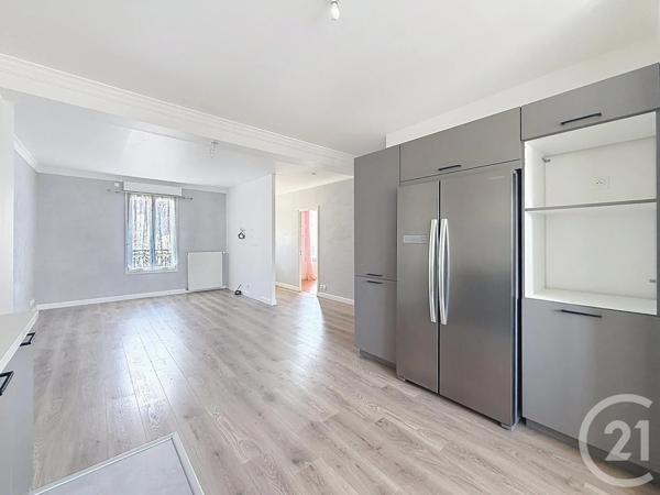 Maison à vendre  6 pièces - 125,72 m 2   STE GENEVIEVE DES BOIS  - 91
