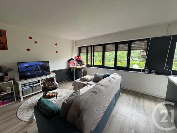 Appartement F1 à vendre  1 pièce - 34 m 2   EVRY  - 91