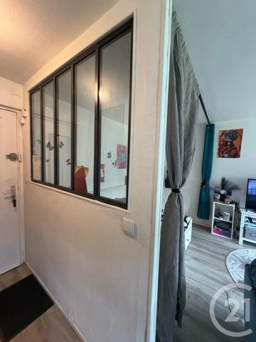 Appartement F1 à vendre  1 pièce - 34 m 2   EVRY  - 91