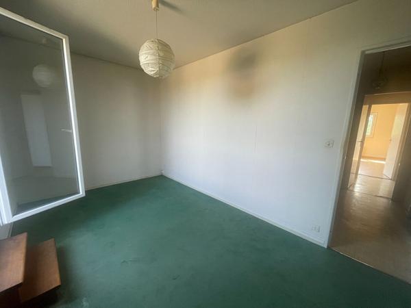 33270 HAUT FLOIRAC - Appartement T4 de 80 m²  avec grandes terrasses 40m2 et garage à vendre