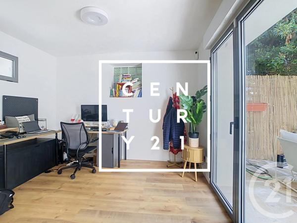 Maison à vendre  6 pièces - 92,77 m 2   MEUDON  - 92