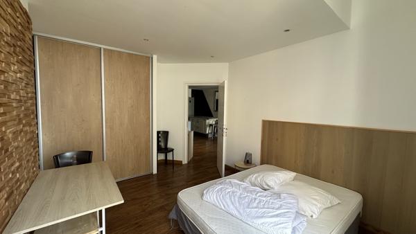 Appartement d'exception, 118 m², 4 chambres, rue piétonne, avec garage