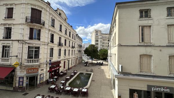 Appartement d'exception, 118 m², 4 chambres, rue piétonne, avec garage