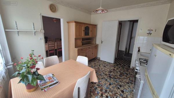 Maison de ville à vendre à Gorron en Mayenne (53120), ref : 2864