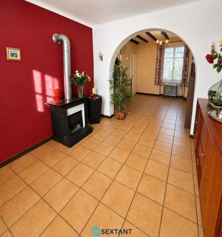 EXCLUSIVITE - DIVONNE-LES-BAINS (01220) - Villa mitoyenne 164 m² (249,46 utiles) -  750.000 €