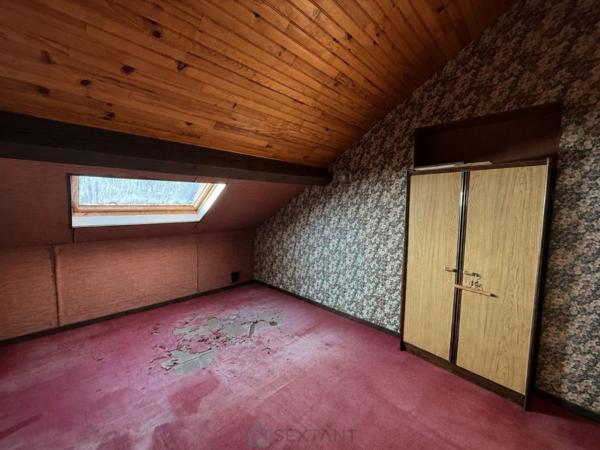 EXCLUSIVITE - DIVONNE-LES-BAINS (01220) - Villa mitoyenne 164 m² (249,46 utiles) -  750.000 €