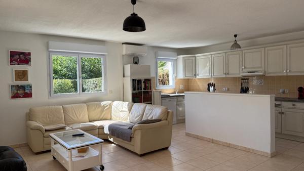 Lumineux appartement 3 pièces de standing à vendre SAINT RAPHAEL (83)