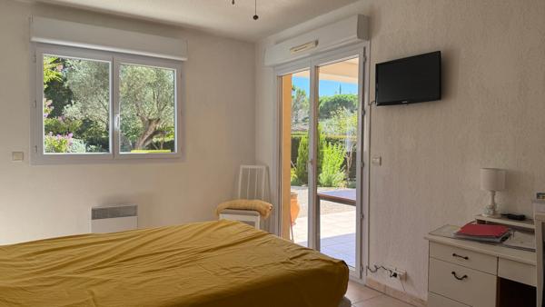 Lumineux appartement 3 pièces de standing à vendre SAINT RAPHAEL (83)