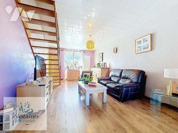 EN EXCLUSIVITE CHEZ VOTRE NOTAIRE !!!

MAISON A VENDRE HAZEBROUCK - SEMI MITOYENNE - 3 CHAMBR...
