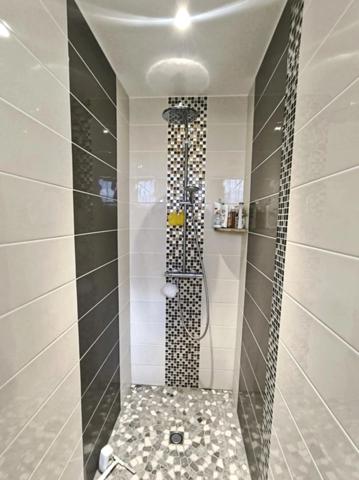 Maison familiale rénovée dans un quartier calme et recherché (58) SOUS OFFRE