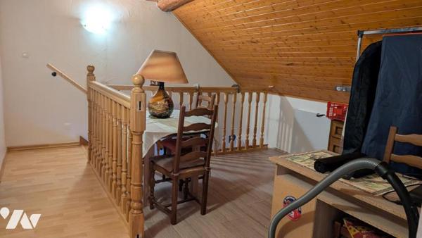 Maison individuelle de  240 m² habitable + annexes et dépendances sur terrain de 7240 m² 