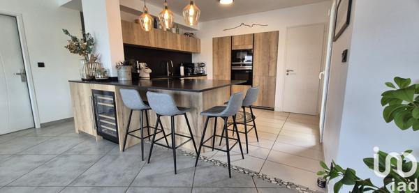 Maison à vendre 6 pièces 167 m² Beaumont-lès-Valence