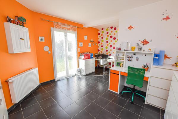 Maison à Teloché, 72220 - 8 pièces 270m²