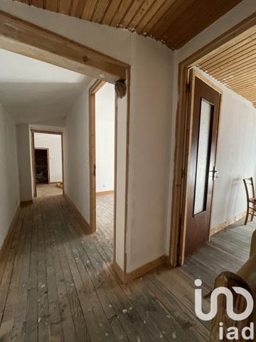 Maison à vendre 7 pièces 172 m² Sauzé-Vaussais