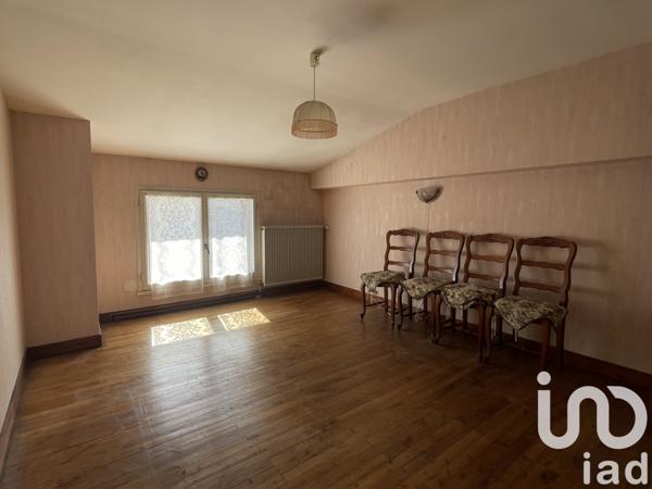 Maison à vendre 7 pièces 172 m² Sauzé-Vaussais