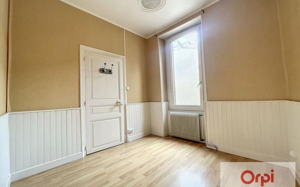 Maison à louer    3 pièces • 85,84 m2 Montluçon