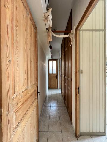 Toulon Ouest Appartement de 3 pièces de 53.63 m² avec 2 balcons et Cave