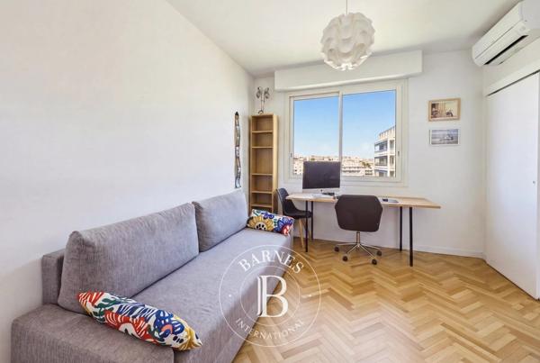 Marseille 8ème, Appartement 2 Chambres -  116 m² à vendre