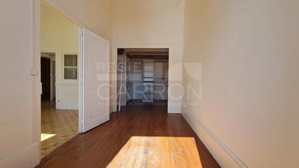 APPARTEMENT T2 A VENDRE - LYON 4EME ARRONDISSEMENT - 43 m 2 - 219 000 €