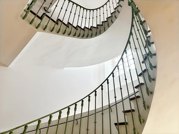 A vendre proche de MARCIAC (32) - Château de 32 pièces - 1540 m2 habitables - Domaine de 5,8 hectares