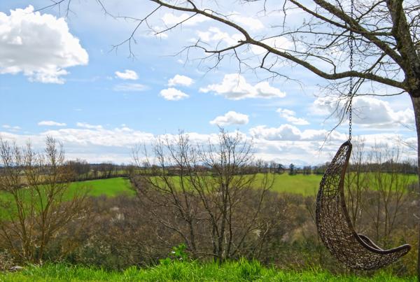 A vendre proche de MARCIAC (32) - Château de 32 pièces - 1540 m2 habitables - Domaine de 5,8 hectares