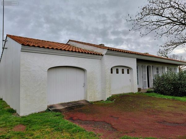 Maison individuelle à vendre à Bois-de-Céné en Vendée (85710), ref : VM5479-85092