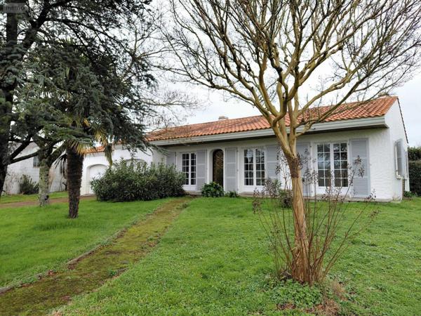 Maison individuelle à vendre à Bois-de-Céné en Vendée (85710), ref : VM5479-85092