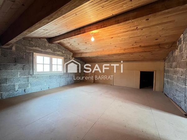 Joli pavillon avec terrain clos et arboré