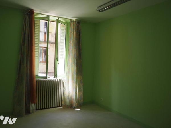 Appartement de type 2 p + cuisine 55 M² 