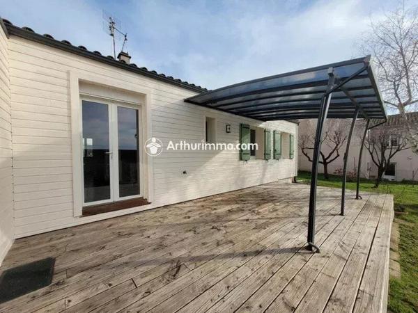Location Maison 5 pièces 80 m2 à Saint-Jean-d'Angély