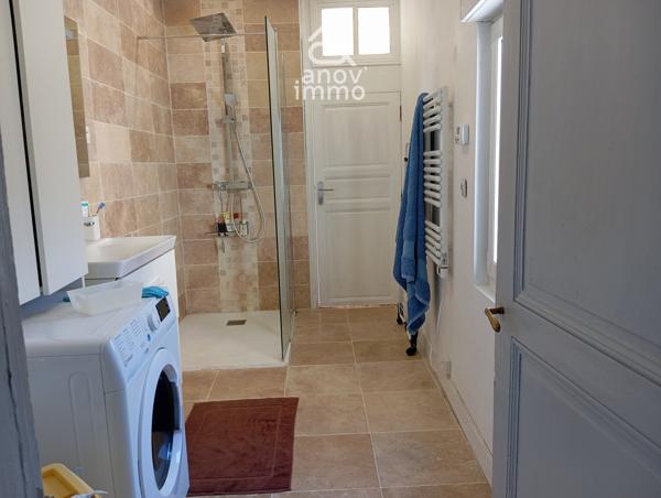 Maison
                                                                                                                                                                                                                                                                                                                        8 pièce(s)                                                                                                                                                                                                          5 chambre(s)                                                                                                                                                                                                          157.46  m²