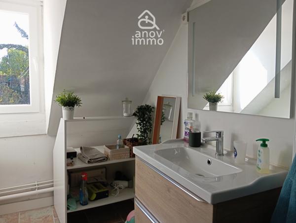 Maison
                                                                                                                                                                                                                                                                                                                        8 pièce(s)                                                                                                                                                                                                          5 chambre(s)                                                                                                                                                                                                          157.46  m²