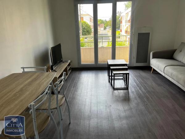 Appartement à louer 2 pièces 37.86m² Nevers (58000)