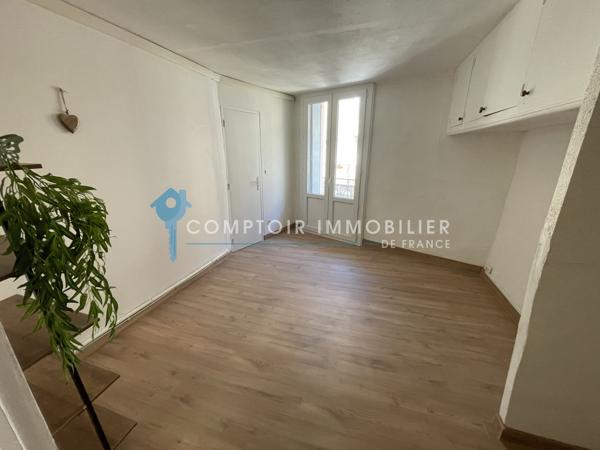 Loft
                                                                                                                                                                                                                                                                                                                        1 pièce(s)                                                                                                                                                                                                                                                                                                                              53  m²