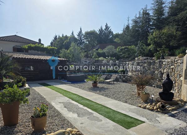 Propriete
                                                                                                                                                                                                                                                                                                                        6 pièce(s)                                                                                                                                                                                                          4 chambre(s)                                                                                                                                                                                                          136  m²